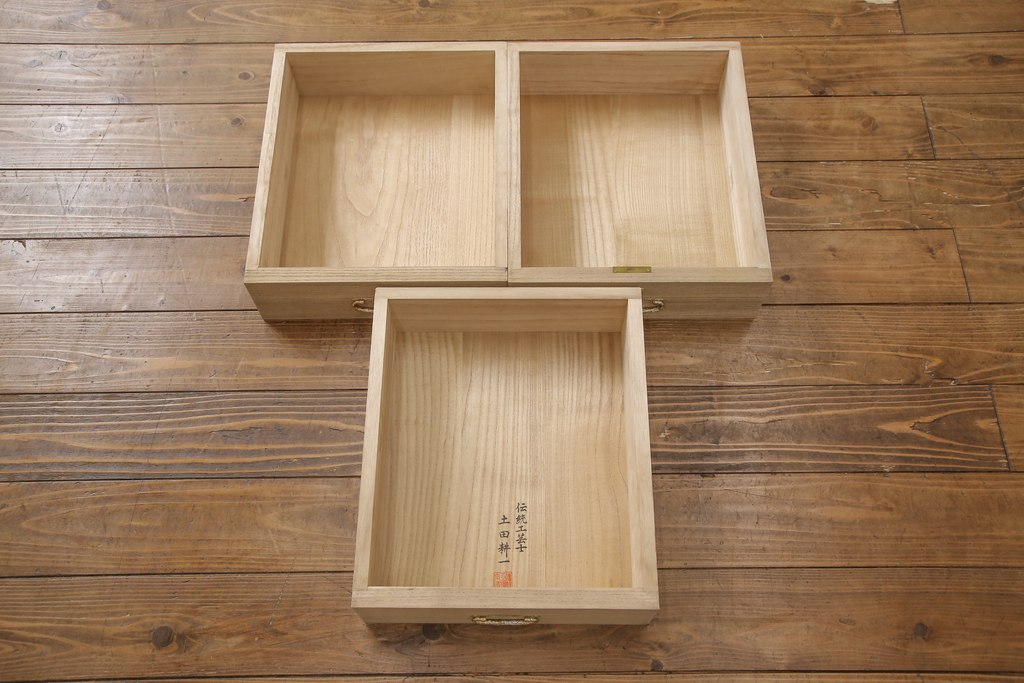 加茂総桐箪笥をリペア&カスタム!ご希望の色味に着色仕上げ。(総桐たんす、桐タンス、着物箪笥、和タンス)