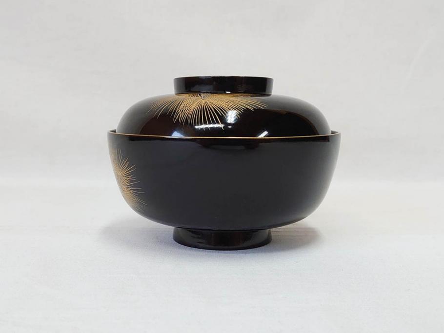 輪島塗り　木製漆器　蒔絵　松の実　約13cm　4.1寸　繊細な沈金の意匠が美しい吸物椀12客(お椀、和食器、黒漆、四寸一分)(R-070630)