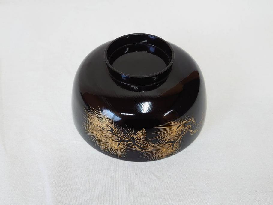 輪島塗り 木製漆器 蒔絵 松の実 約13cm 4.1寸 繊細な沈金の意匠