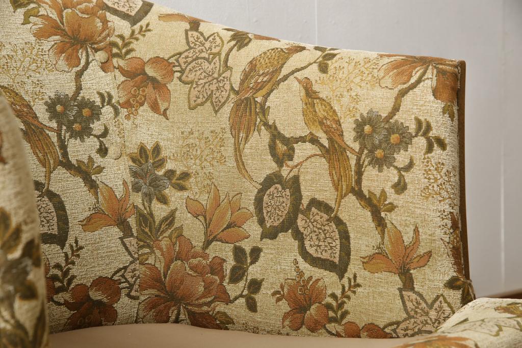 中古　美品　アメリカ輸入モデル　DREXEL HERITAGE(ドレクセルヘリテイジ)　花と鳥の絵柄が落ち着いた雰囲気を醸し出す1人掛けソファ(一人掛け、アームチェア)(R-058920)