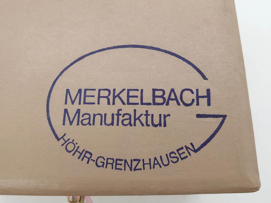 ドイツ　MERKELBACH(メルケルバッハ)　　限定3000　503/3000　524/3000　丸いフォルムとユニークなモチーフが可愛らしいビアマグ2点セット(蓋付き、ビールジョッキ、陶器、1757年、1902年、外箱付)(R-077767)