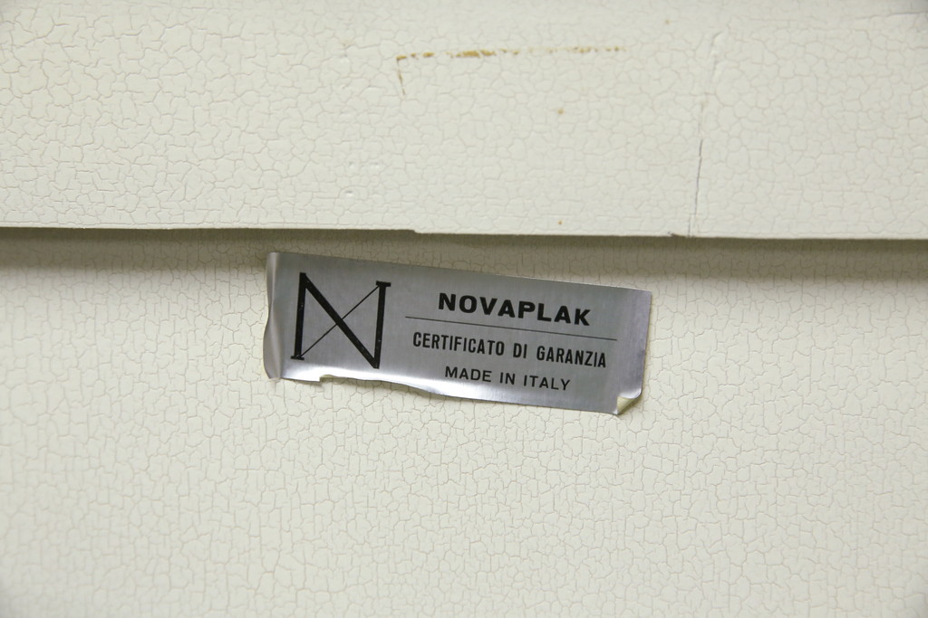中古　美品　イタリア高級家具　ノバパルク(NOVAPLAK)　ロココ調の装飾がかわいらしいライティングビューロー(机、デスク、在宅用、在宅ワーク用、ワークデスク、引き出し)(定価約97万円)(R-084246)
