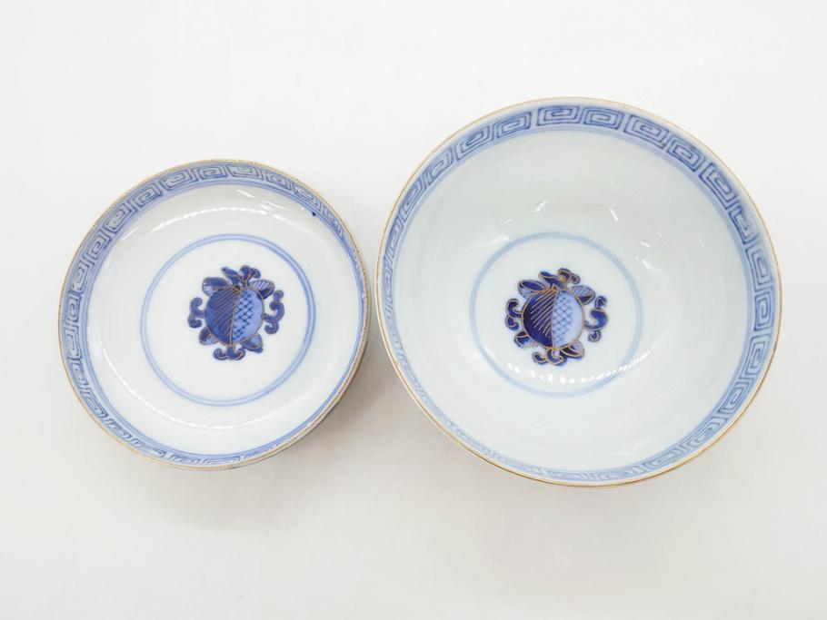 明治期　伊万里焼　色絵　桃印　鳳凰菊雷文　約12cm　4.1寸　色鮮やかな染付と金彩で装飾された豪華な蓋付き茶碗5客セット(金彩、器、どんぶり、和皿、和食器、四寸一分)(R-077414)
