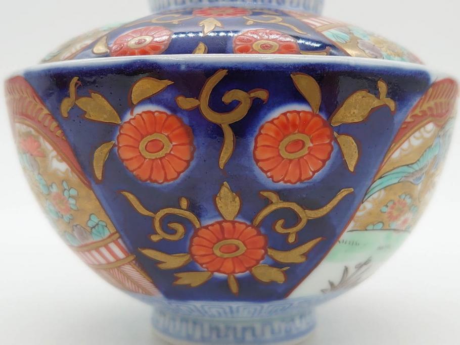 明治期　伊万里焼　色絵　桃印　鳳凰菊雷文　約12cm　4.1寸　色鮮やかな染付と金彩で装飾された豪華な蓋付き茶碗5客セット(金彩、器、どんぶり、和皿、和食器、四寸一分)(R-077415)