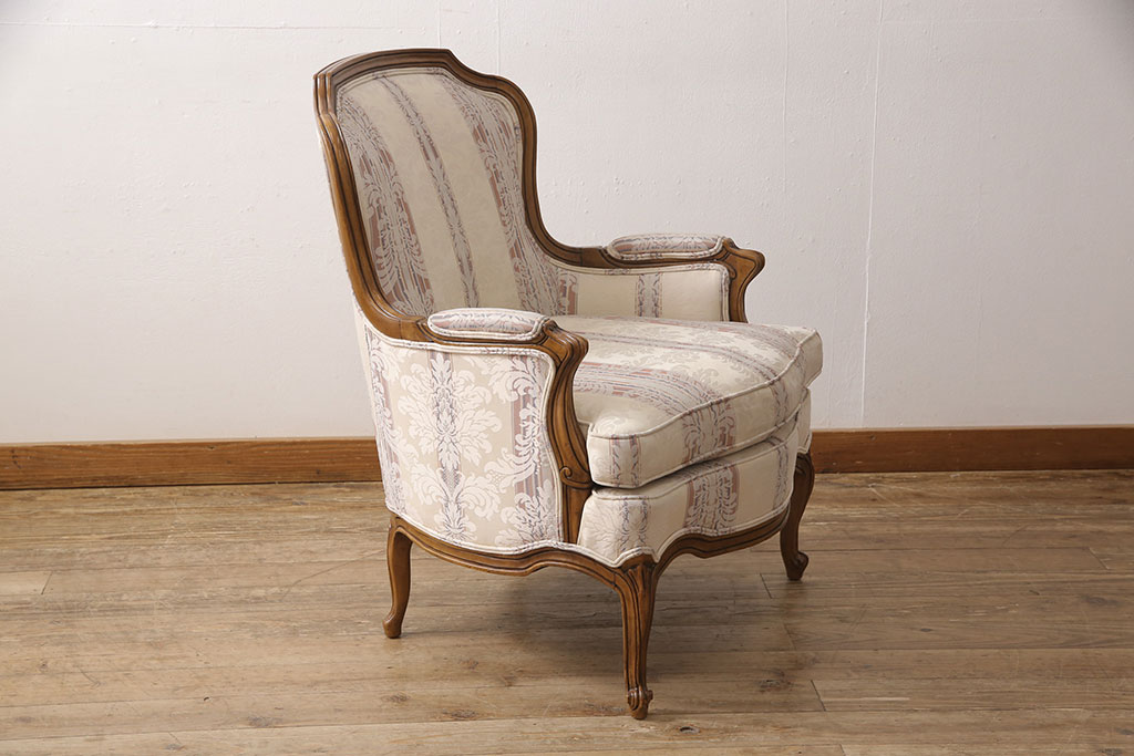 中古　美品　DREXEL HERITAGE(ドレクセルヘリテイジ)　 Upholstery(アップホルスタリー)　気品ある佇まいが高級感溢れるラウンジチェア(一人掛けソファ、1P、アームソファ)(定価約59万円)(R-053395)