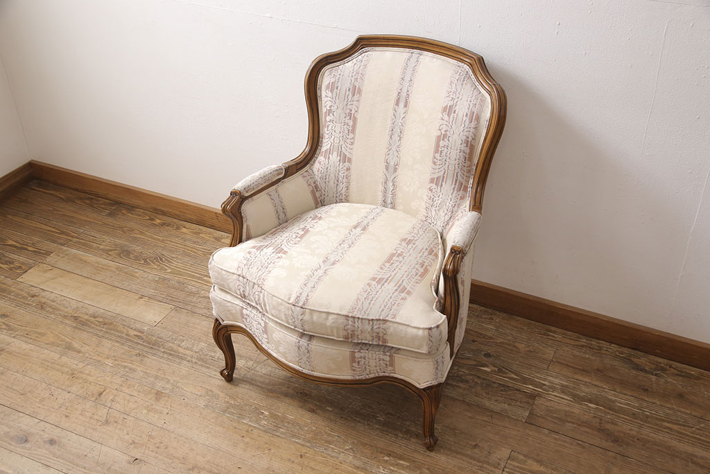 中古　美品　DREXEL HERITAGE(ドレクセルヘリテイジ)　 Upholstery(アップホルスタリー)　気品ある佇まいが高級感溢れるラウンジチェア(一人掛けソファ、1P、アームソファ)(定価約59万円)(R-053395)