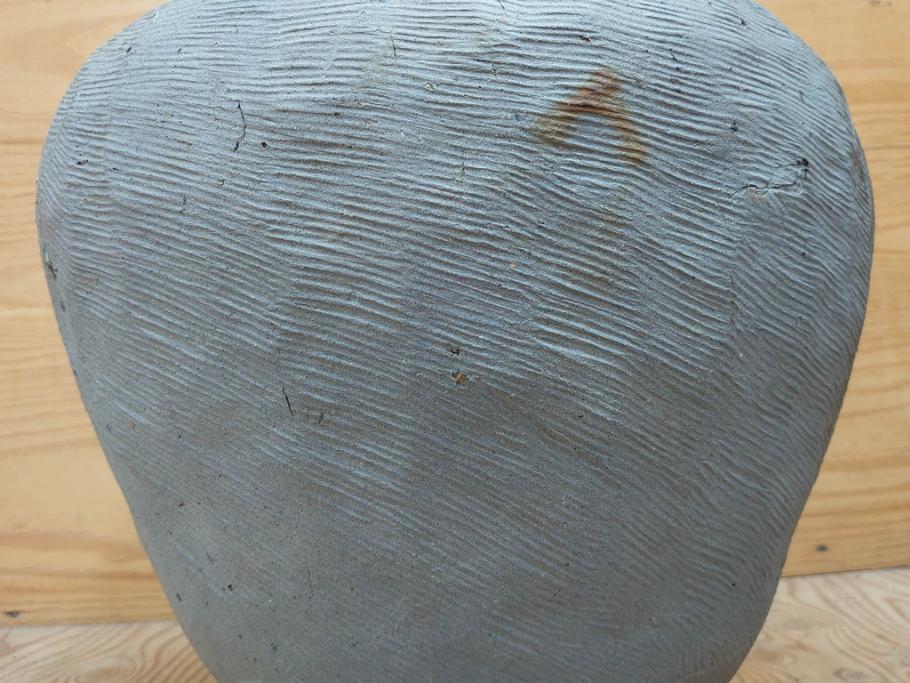 鎌倉時代～室町時代　珠洲焼　高さ46cm　素朴な美しさを感じる壷(綾杉文、甕、壺)(R-077678)
