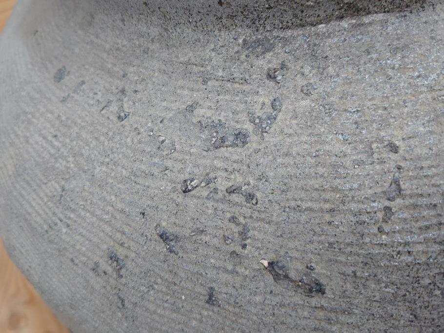 鎌倉時代～室町時代　珠洲焼　高さ46cm　素朴な美しさを感じる壷(綾杉文、甕、壺)(R-077678)