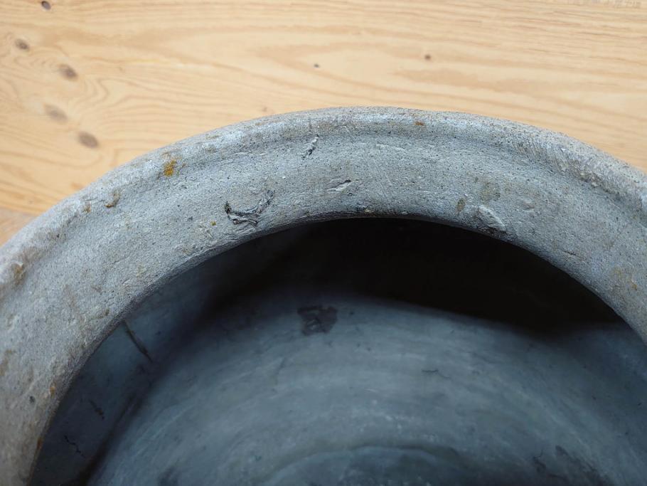 鎌倉時代～室町時代　珠洲焼　高さ46cm　素朴な美しさを感じる壷(綾杉文、甕、壺)(R-077678)