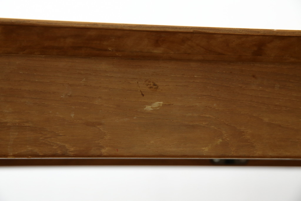 中古　ベルギー　ETHNICRAFT(エスニクラフト)　モダンシャープデザイン　チーク無垢材　伸縮式　温もりのある風合いがナチュラルインテリアにおすすめのダイニングテーブル(エクステンションテーブル、4人掛け、6人掛け)(定価約46万円)(R-083166)