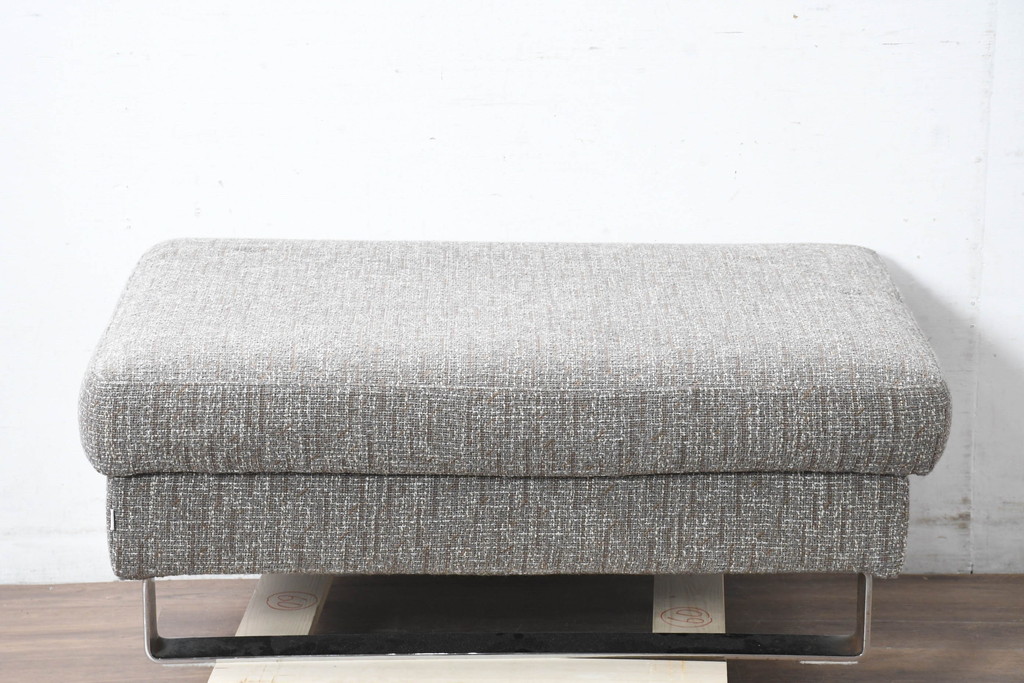 中古　BoConcept(ボーコンセプト)　モダンで落ち着いた雰囲気のオットマン(椅子、イス、スツール、北欧)(R-084405)