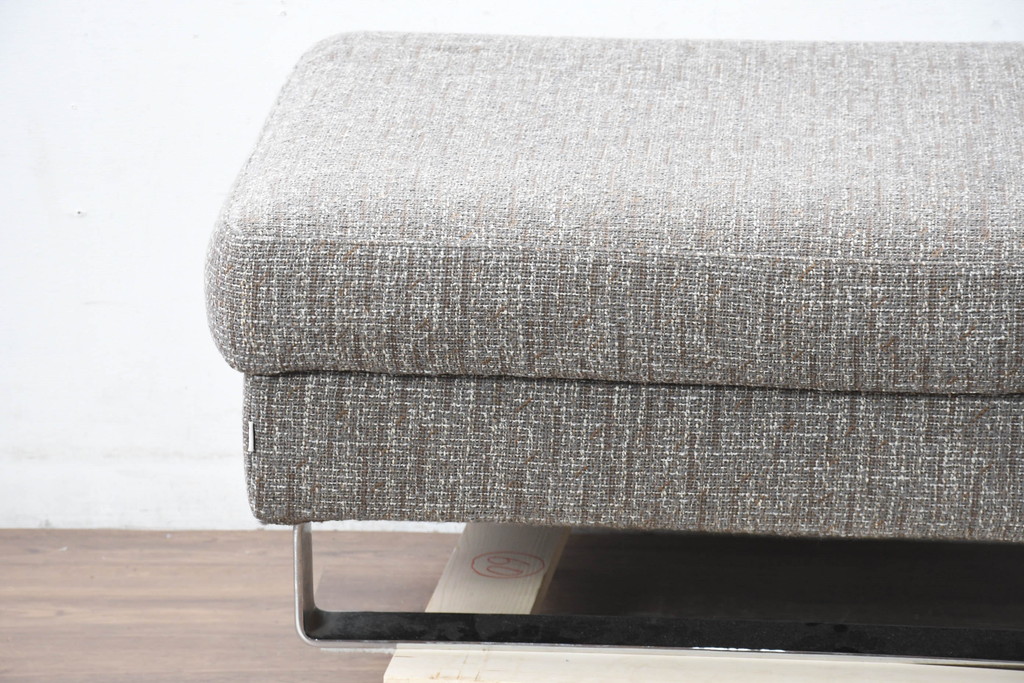 中古　BoConcept(ボーコンセプト)　モダンで落ち着いた雰囲気のオットマン(椅子、イス、スツール、北欧)(R-084405)