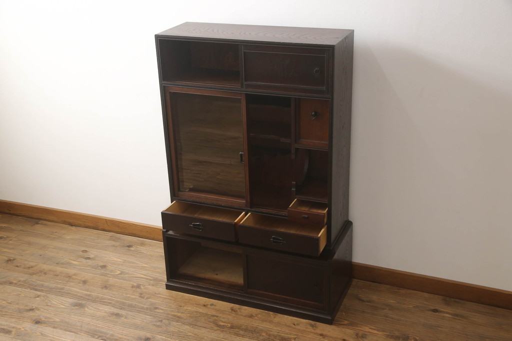 和製アンティーク　三方栗材　和モダンテイストのお部屋づくりに取り入れたい二段重ね茶箪笥(茶棚、収納棚、戸棚、食器棚、キャビネット)(R-061841)