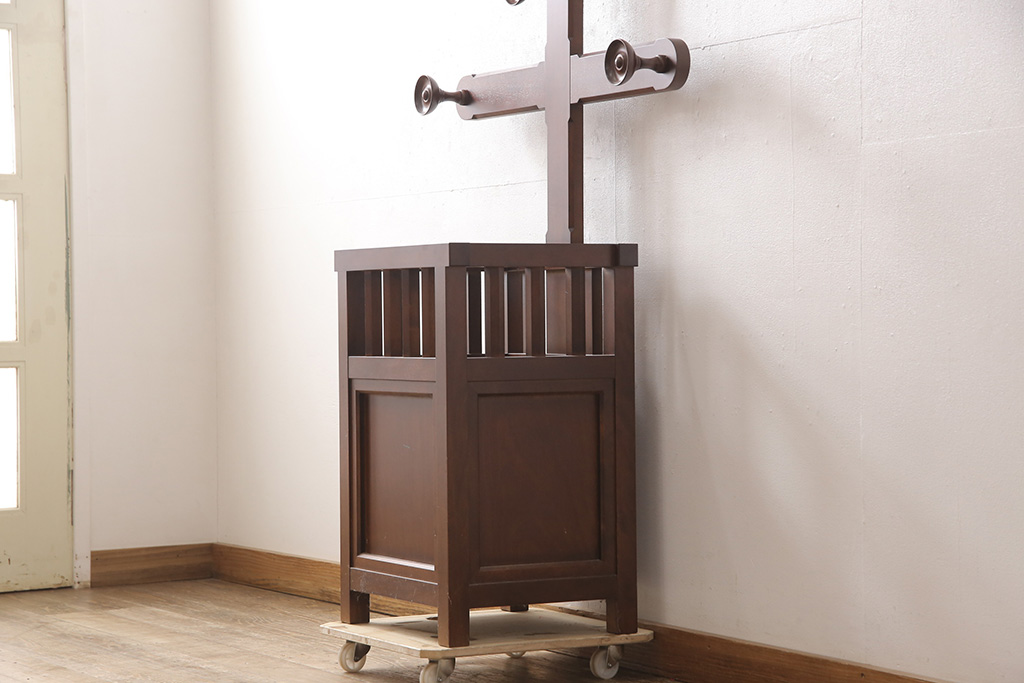 中古　民芸家具　ツリーのような見た目がかわいらしいカサ立てハンガー(松本民芸家具)(傘立て、スタンド、帽子掛け、店舗什器)(R-053538)