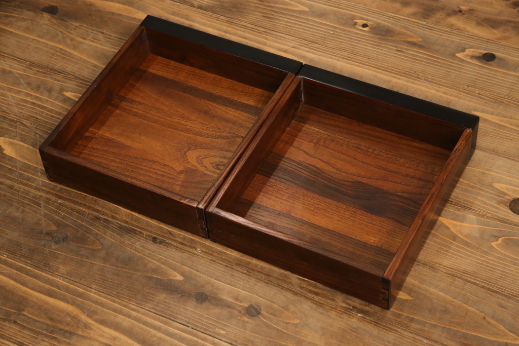 中古　未使用新古品　ニレ材　2wayでフレキシブルに使える囲炉裏テーブル(ダイニングテーブル、火鉢、リビングテーブル)(R-058772)