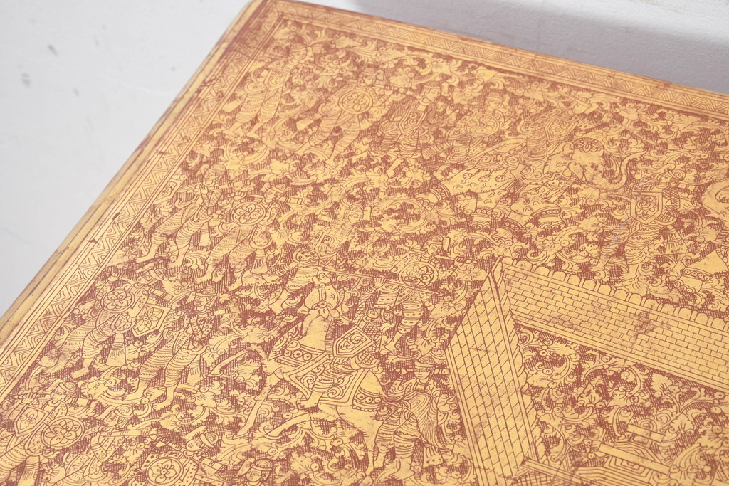 アンティーク　東南アジア美術　タイ?　ビルマ?　工芸品　戦士と寺院建築が全面に描かれた精細な彫刻入りのブランケットボックス(木箱、コファー、収納箱)(R-082431)