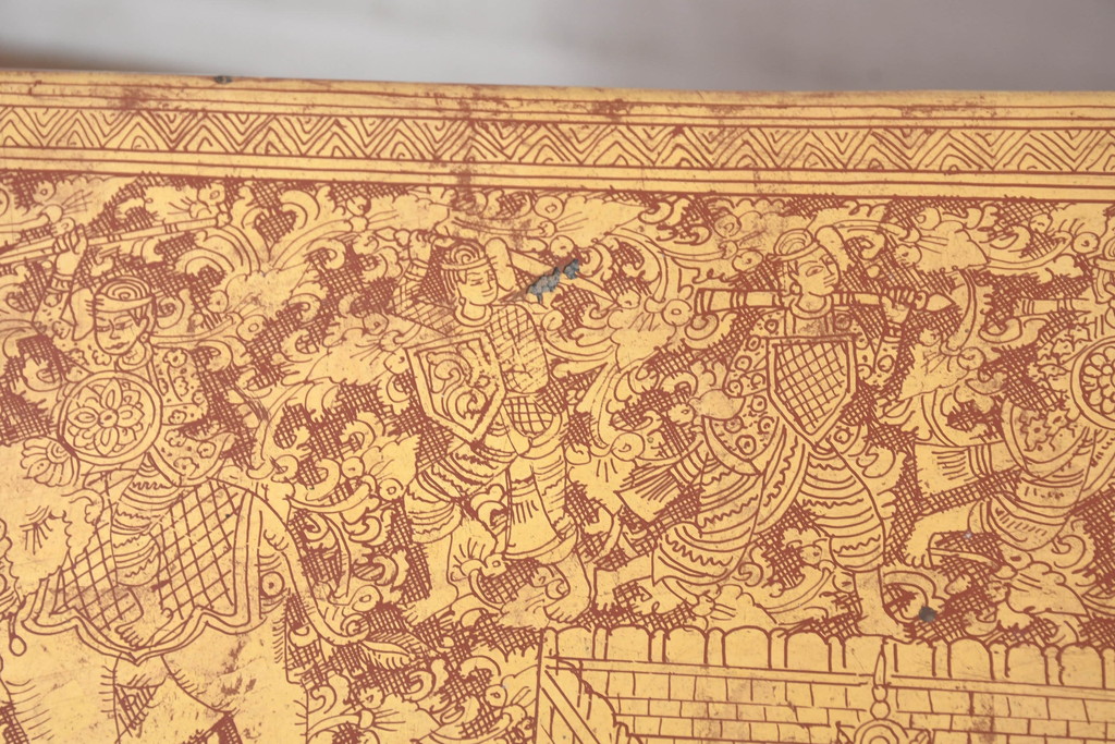 アンティーク　東南アジア美術　タイ?　ビルマ?　工芸品　戦士と寺院建築が全面に描かれた精細な彫刻入りのブランケットボックス(木箱、コファー、収納箱)(R-082431)