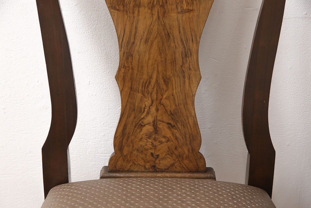 イギリスアンティーク　彫りの装飾が美しい!バルボスレッグが目を引くチェア2脚セット(ダイニングチェア、椅子)(R-051603)