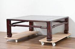 和製ビンテージ　美品　花梨(カリン)材　コンパクトでお部屋に取り入れやすい彫刻入りの座卓(ローテーブル、センターテーブル、リビングテーブル、ヴィンテージ)(R-084334)