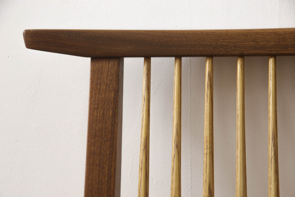 中古　ジョージナカシマ　桜製作所　コノイドチェア(CONOID CHAIR)　CN101　スタイリッシュな佇まいのサイドチェア(ジョージ・ナカシマ、板座チェア、ダイニングチェア、椅子、イス)(R-068180)