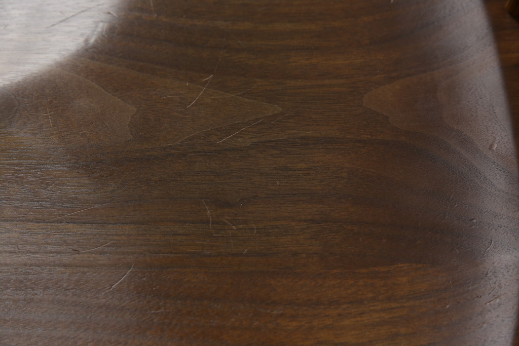 中古　ジョージナカシマ　桜製作所　コノイドチェア(CONOID CHAIR)　CN101　スタイリッシュな佇まいのサイドチェア(ジョージ・ナカシマ、板座チェア、ダイニングチェア、椅子、イス)(R-068180)