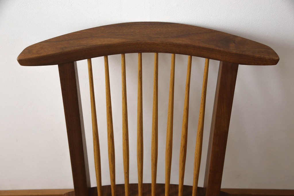 中古　ジョージナカシマ　桜製作所　コノイドチェア(CONOID CHAIR)　CN101　スタイリッシュな佇まいのサイドチェア(ジョージ・ナカシマ、板座チェア、ダイニングチェア、椅子、イス)(R-068181)