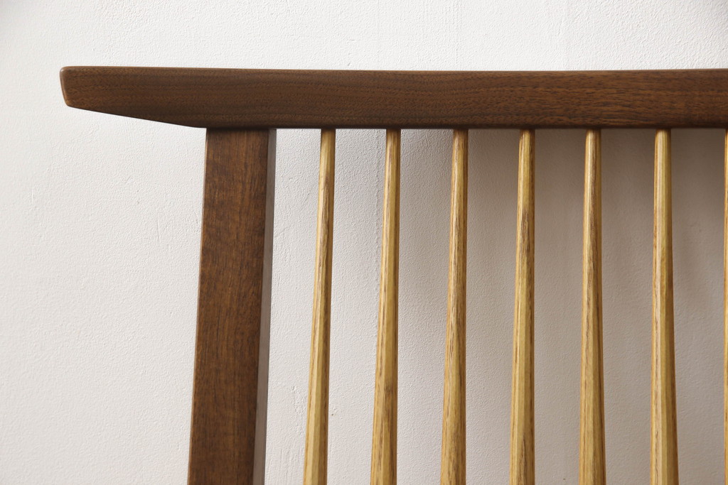 中古　ジョージナカシマ　桜製作所　コノイドチェア(CONOID CHAIR)　CN101　スタイリッシュな佇まいのサイドチェア(ジョージ・ナカシマ、板座チェア、ダイニングチェア、椅子、イス)(R-068181)