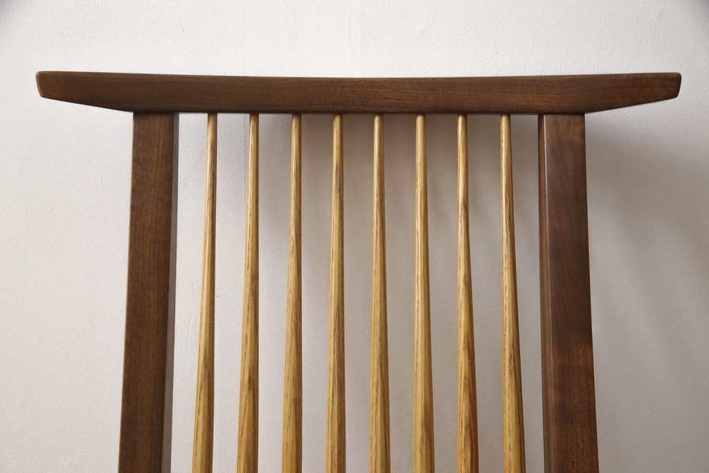中古　ジョージナカシマ　桜製作所　コノイドチェア(CONOID CHAIR)　CN101　スタイリッシュな佇まいのサイドチェア(ジョージ・ナカシマ、板座チェア、ダイニングチェア、椅子、イス)(R-068181)