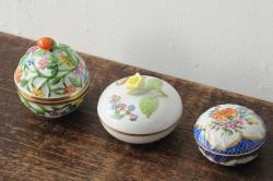 【骨董買取】ハンガリー　HEREND(ヘレンド)　ファンタジーコレクション　小物入れ(ボンボン入れ、西洋陶磁器)を買取りました。