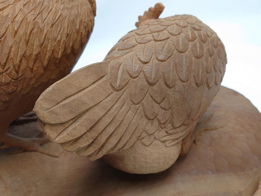 昭和初期　中村七十郎作　角刀　木の温かみを感じる木彫りの置物(チャボ、鳥、二羽、置き物、共箱付き、彫刻家、宮大工)(R-062371)