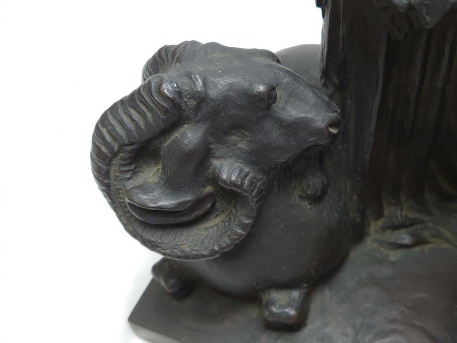 TAKEZO　新海竹蔵　ブロンズ　穏やかな表情の女性と羊の置物(置き物、近代彫刻)(R-062376)
