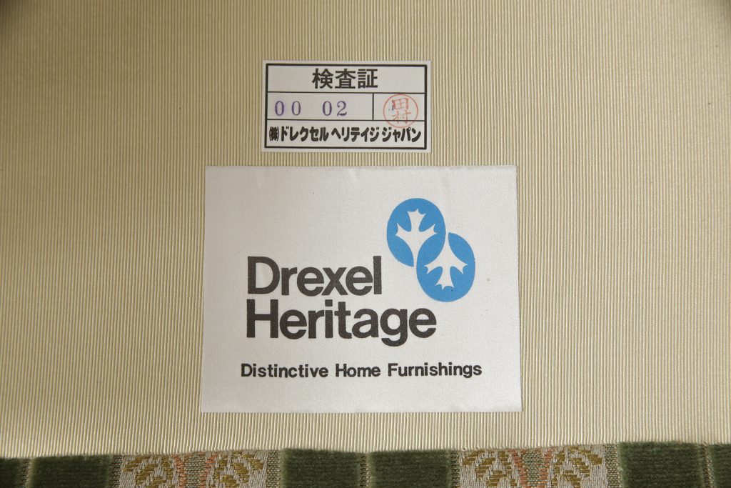 中古　DREXEL HERITAGE(ドレクセルヘリテイジ)　落ち着いた色合いとストライプ柄がクラシカルな雰囲気を高める1人掛けソファ(一人掛けソファ、1P)(R-057734)