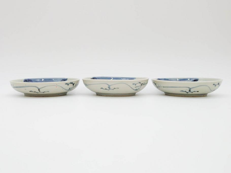 激安挑戦！！ 染付 古伊万里 江戸期 約13cm 松の絵が柔らかい雰囲気を 4.3寸 染付