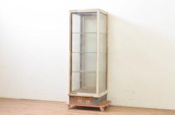 中古　美品　ニレ材　両面使いで場所を選ばずにお部屋づくりを楽しめる小振りな階段箪笥(和たんす、収納タンス、戸棚、引き出し)(R-079267)
