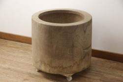 唐木　紫檀(シタン)材　細やかな意匠が施された上品な雰囲気の花台(飾り台、ディスプレイ台、共箱付き)(R-069958)