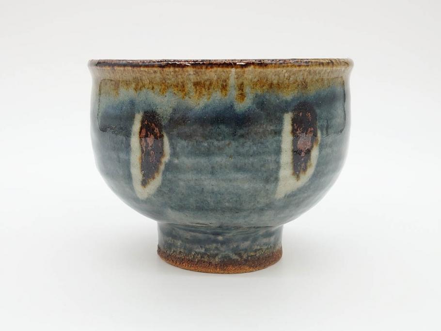 武内晴二郎　約13cm　4.1寸　上品な和の雰囲気溢れる抜絵呉須茶碗(抹茶碗、茶道具、茶器、和食器、四寸一分、共箱付き)(R-070781)