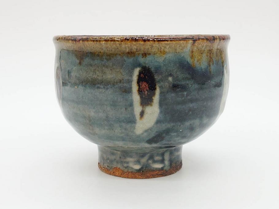 武内晴二郎　約13cm　4.1寸　上品な和の雰囲気溢れる抜絵呉須茶碗(抹茶碗、茶道具、茶器、和食器、四寸一分、共箱付き)(R-070781)
