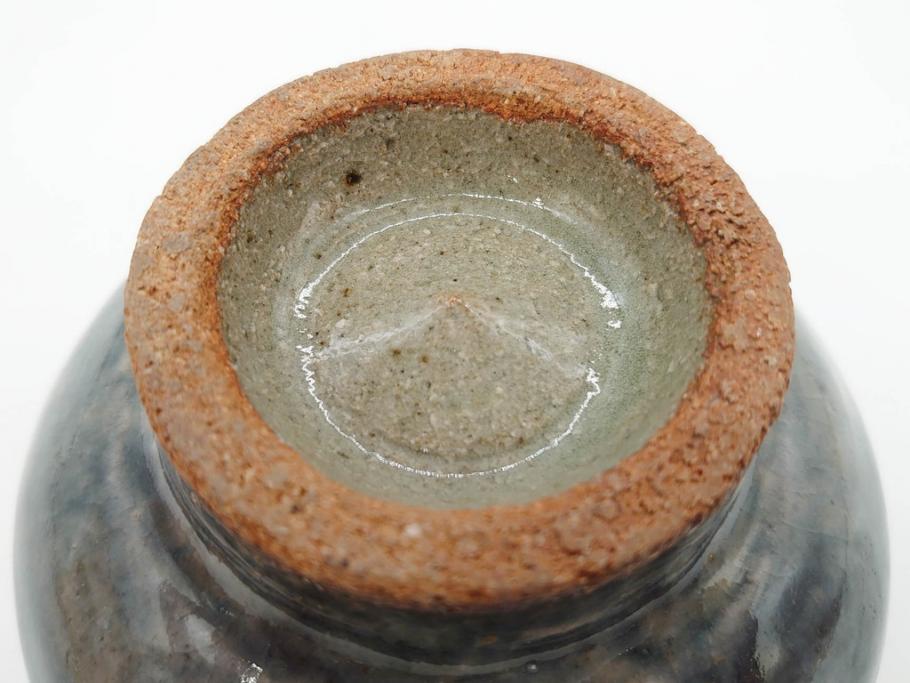 武内晴二郎　約13cm　4.1寸　上品な和の雰囲気溢れる抜絵呉須茶碗(抹茶碗、茶道具、茶器、和食器、四寸一分、共箱付き)(R-070781)