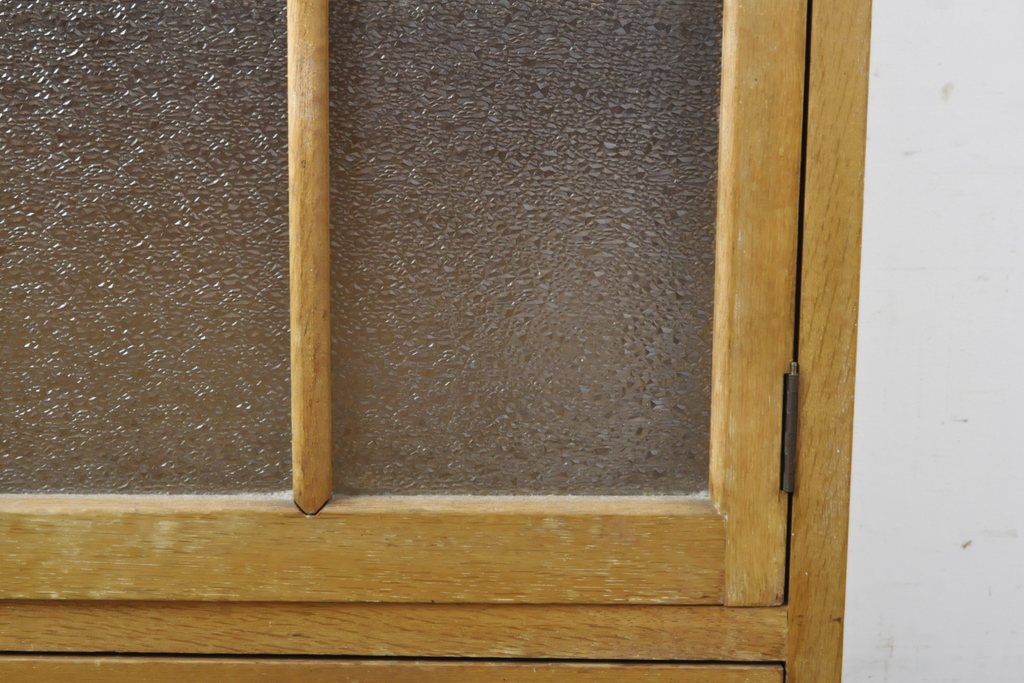 和製アンティーク　前面ナラ材　ダイヤガラス　レトロな雰囲気ただよう本箱(本棚、ブックケース、戸棚、収納棚、キャビネット)(R-058757)