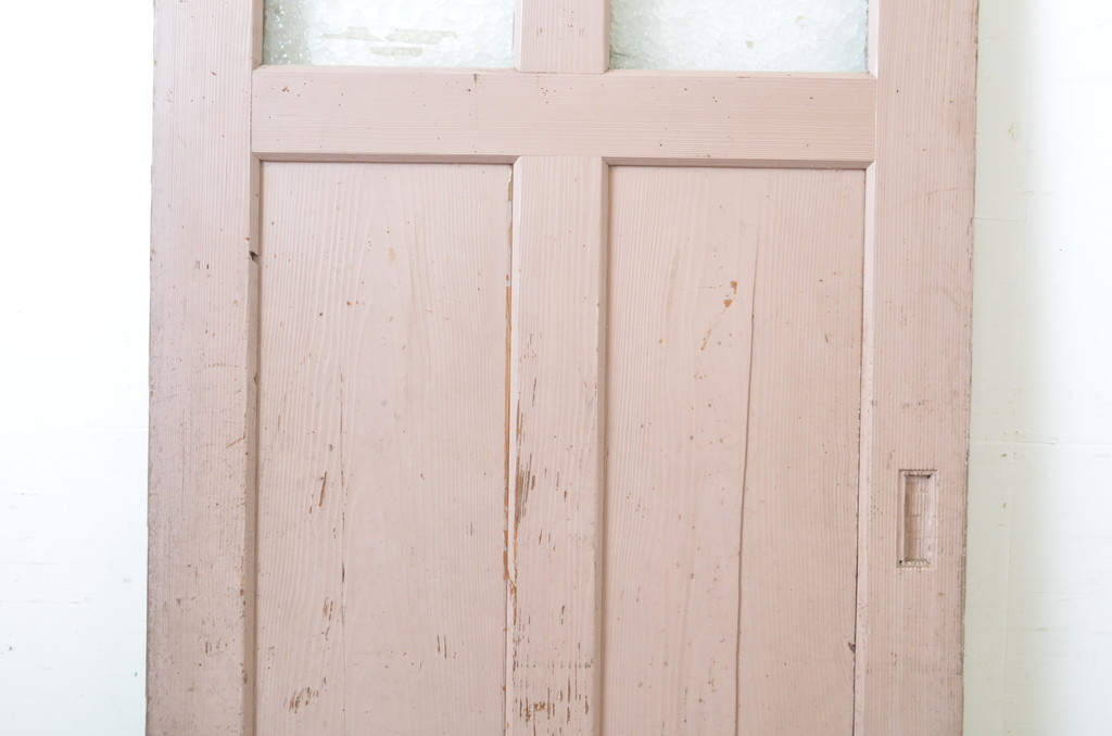 アンティーク建具　ペイント仕上げ限定　ピンクのペンキが印象的な引き戸1枚(ガラス戸)(R-063702)
