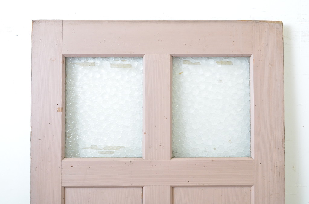 アンティーク建具　ペイント仕上げ限定　ピンクのペンキが印象的な引き戸1枚(ガラス戸)(R-063702)