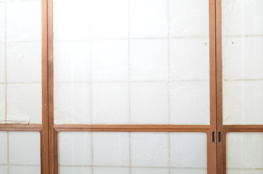 レトロ建具　昭和レトロ　温かな木の色味が魅力の雪見障子戸4枚セット(建具、引き戸、擦り上げ障子戸、擦上障子戸、ガラス戸)(R-063704)