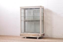 中古　カリモク家具(karimoku)　domani(ドマーニ)　Morganton(モーガントン)　スリムで背の高いガラスキャビネット(定価約30万円)(ガラスケース、飾り棚、陳列棚)(R-057453)