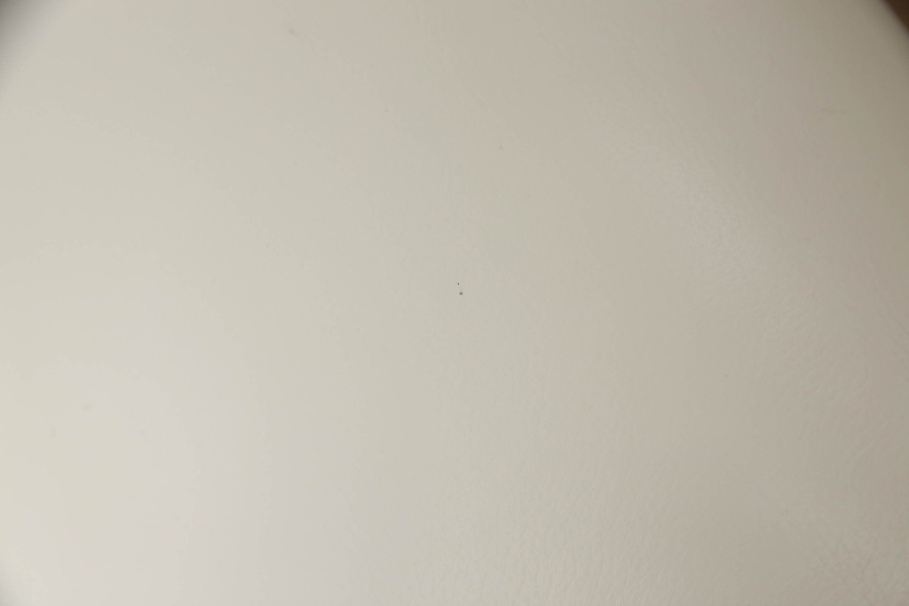 中古　美品　Cassina(カッシーナ)　VERANDA(ヴェランダ) ホワイトレザーの1Pソファ(一人掛け)(定価約80万円)(R-053461)
