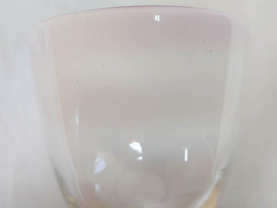 明治〜大正期　当時物　棗型(なつめ形)　可愛らしい色合いがおしゃれな雰囲気溢れる三色氷コップ(ウランガラス、グラス、和ガラス、乳白ぼかし)(R-070956)