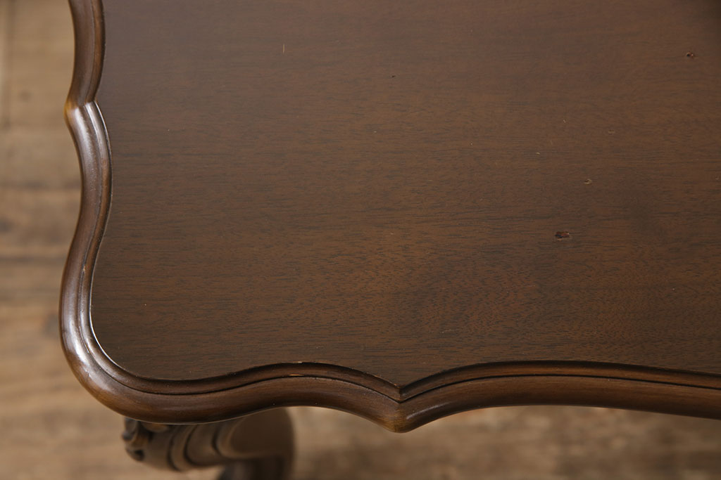 中古　カリモク家具(karimoku)　domani(ドマーニ)　Louis(ルイ)XVシリーズ　流れるような曲線が美しいセンターテーブル(リビングテーブル)(R-052163)
