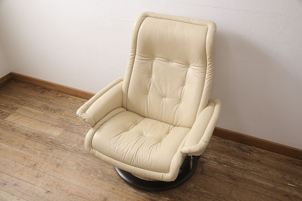 中古　超美品　EKORNES(エコーネス)　本革　ロイヤルシリーズ　オットマン付き　ストレスレスチェア(定価約46万円)(リクライニングチェア、アームチェア、椅子)(R-053070)