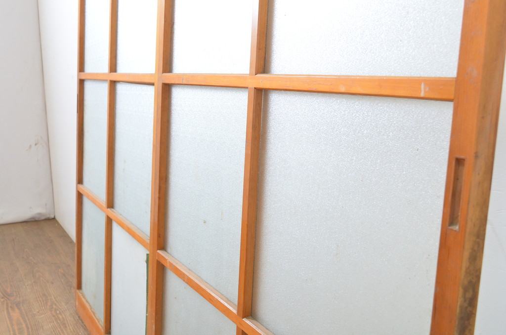 アンティーク建具　昭和レトロな雰囲気漂うガラス戸2枚セット(引き戸)(R-063715)