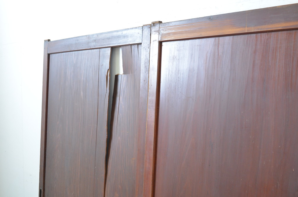 アンティーク建具　一枚板　あたたかみのある木の風合いが感じられる帯戸2枚セット(板戸、引き戸)(R-063717)