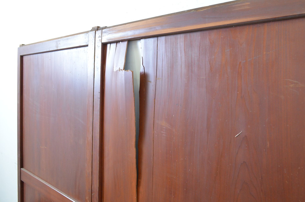 アンティーク建具　一枚板　あたたかみのある木の風合いが感じられる帯戸2枚セット(板戸、引き戸)(R-063717)